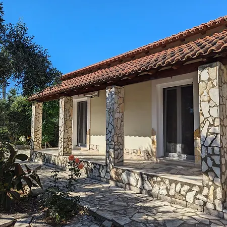 Almyros Garden House Vilă Acharavi (Corfu)