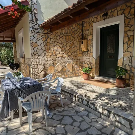 Almyros Garden House *